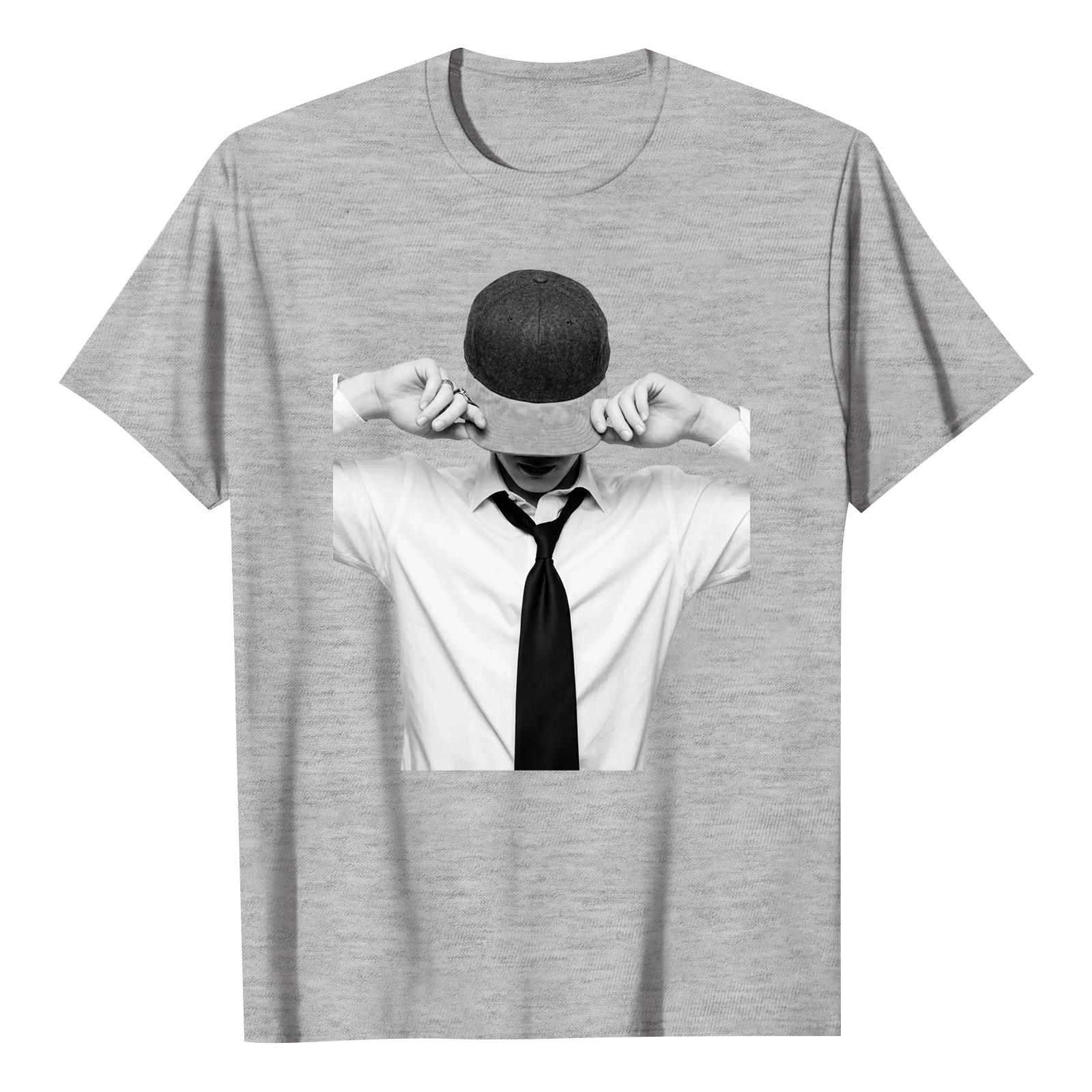 

Casual Short Sleeve T Shirt with Graphic Print Crew Neck Lightweight Comfortable Fit Suitable for Daily Wear and Outdoor Activities L
