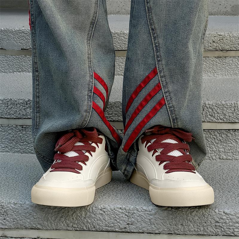Fashion 2025 Chunky Sneakers Autumn Fashion Low Top Lace Up Skateboard Shoes Comfortable Flat Casual Walking Student Tenis Masculino