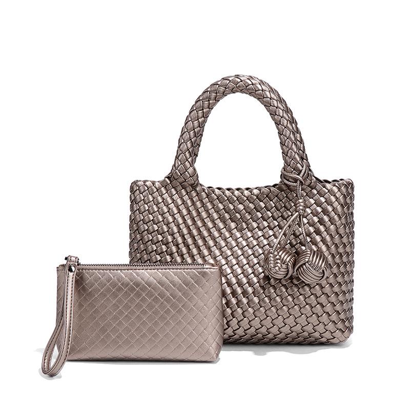 Niche Soft Leather Handbag: Versatile Casual Crossbody Tote Bag