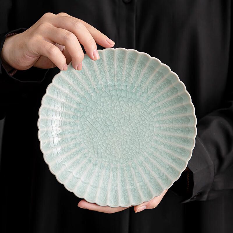 Ru Kiln Ice Flower Glaze Chrysanthemum Teapot Stand