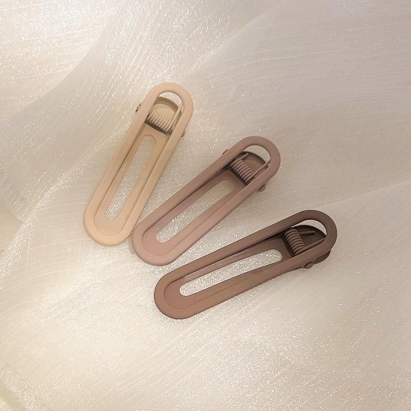 Colorful No-Trace Metal Duckbill Hair Clips for Women - 2025 New Trendy Bangs Hairpins
