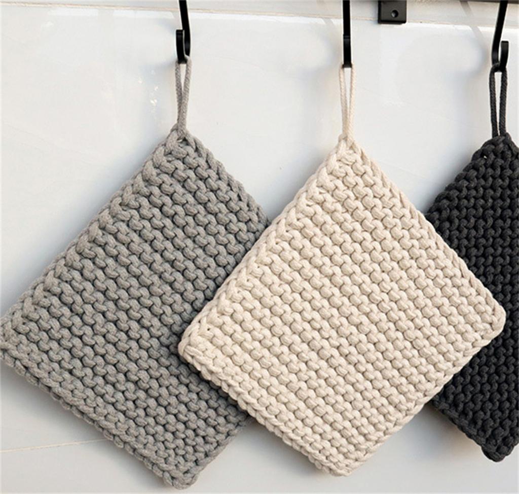 Topflappen, Küchenutensil, Baumwolle, Hitzebeständiger gehäkelter Topflappen mit Aufhängeschlaufen, Quadratische Hitzeschutzmatten für Küche, Kochen und Backen