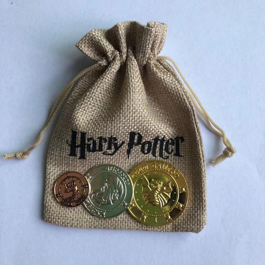 Harry Potter Gringotts Gold Galleon Coin & Elf Money Bag Badge - Creative Student Gift