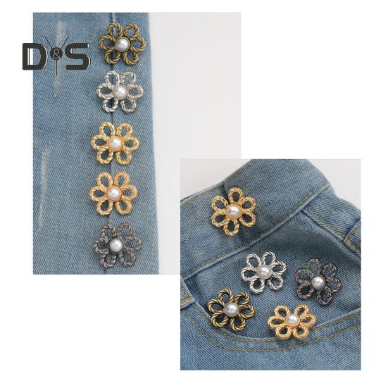 Pant Waist Tightener Flower Design Button Reusable Waist Adjuster No-Sewing Adjustable Waist Buckle for Loose Jeans Skirts