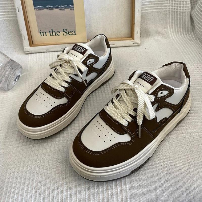 

2025 autumn new thick-soled round head board shoes girls retro color matching lace-up sports single shoes black and white casual shoes women 40 темно-коричневого