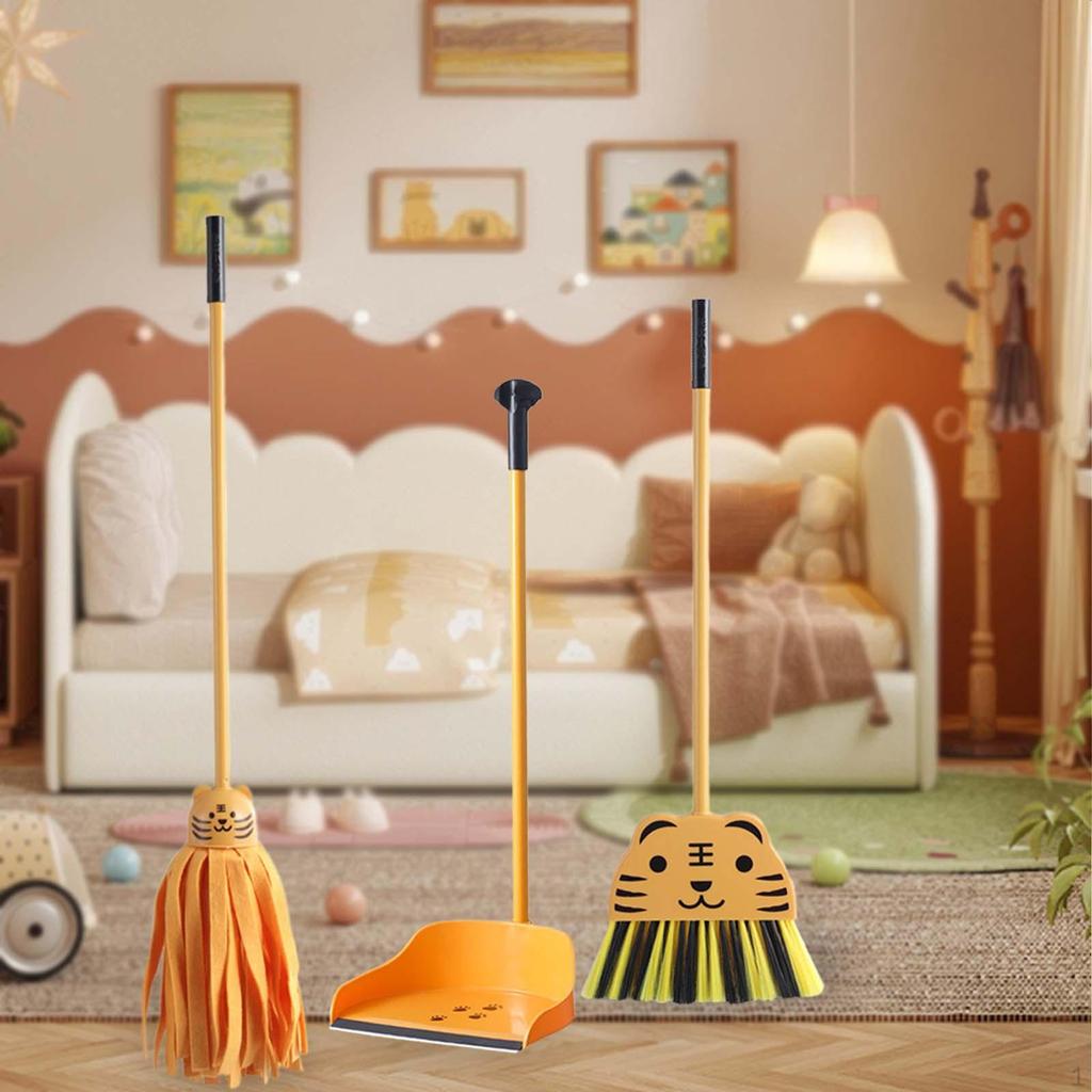 Children's Cleaning Tools Set with Mini Broom And Dustpan for Home