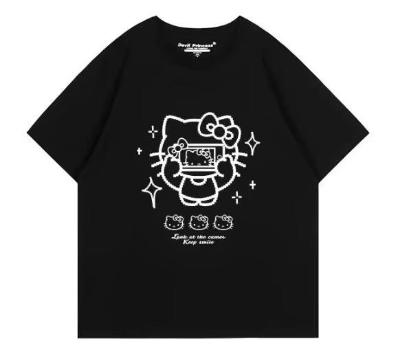 

2026 Summer Hello Kitty Look At The Camera Oversized Tshirt High Quality 100 Cotton Pixel Camera Print Unisex Casual Tee S