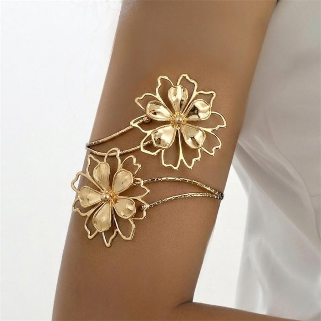 Exaggerated Enamel Hollow Flower Bracelets Arm Cuff For Women Men Bohemian Elegant Floral Opening Bangles Summer Beach Jewelry