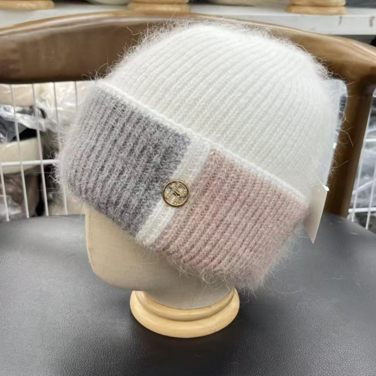 

Upgraded version of high-quality women s rabbit fur knitted hat winter fashion warm color matching wool hat versatile women s pullover hat One size fits all and is elastic слоновая кость