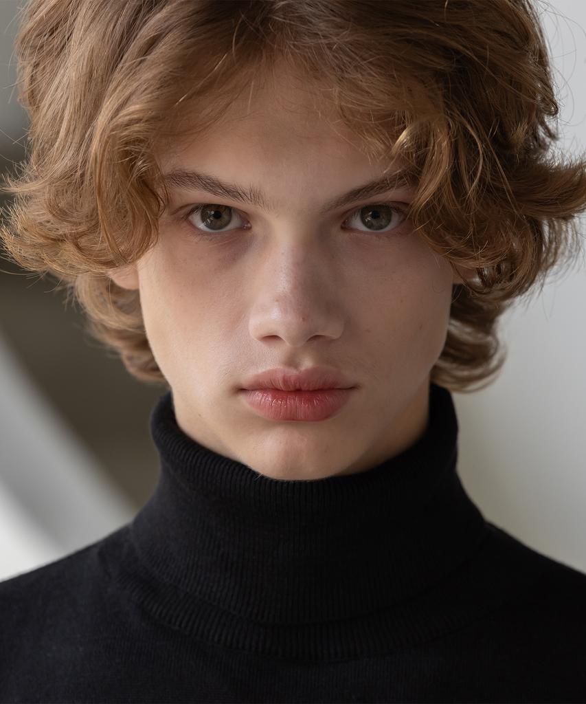 Dekkoloso Mode Herasi Turtleneck Knit [Black]