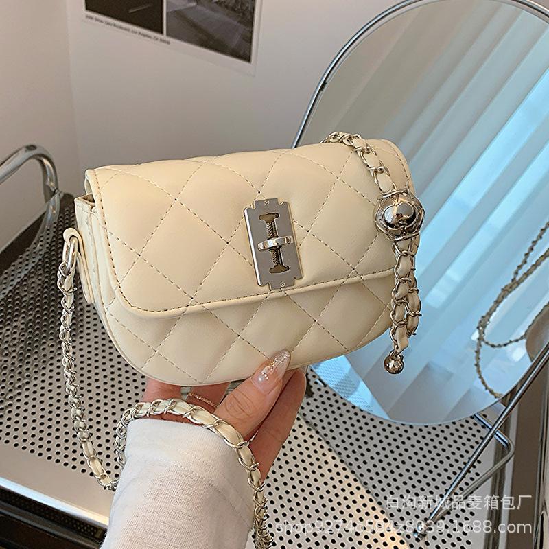 French Niche Fashion Chain Small Bag Women's 2025 New Trendy Temperament Rhombus Embroidery Thread Single Shoulder Crossbody Small Square Bag