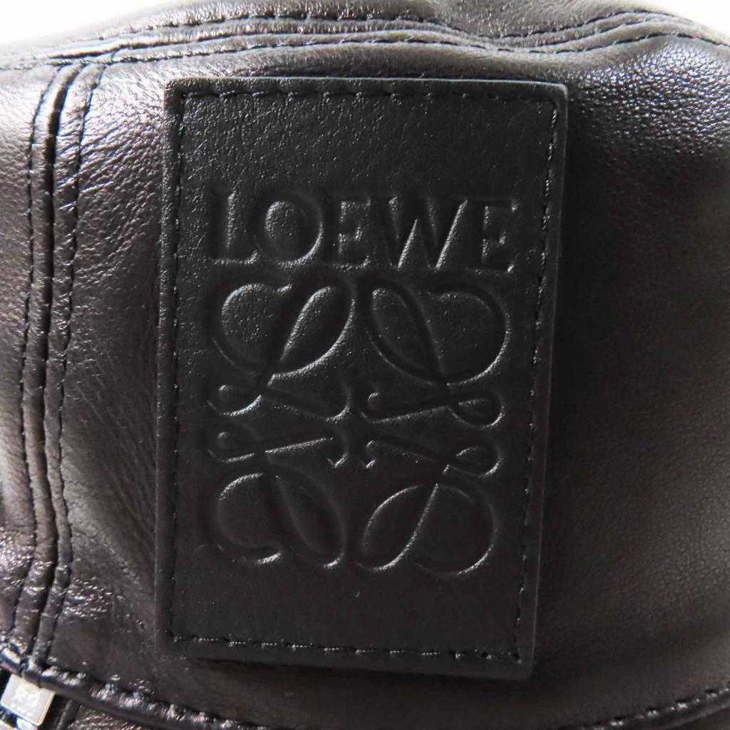 Pristine LOEWE hat Anagram leather patch black Lamb leather Women Used