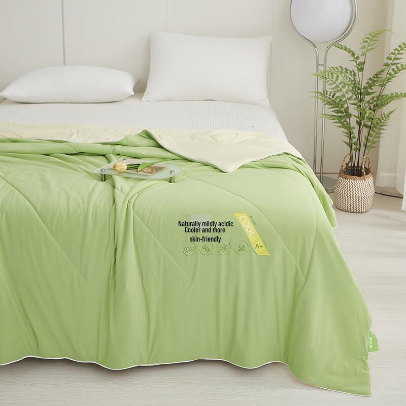 Donnell Cool Touch Fiber Quilt