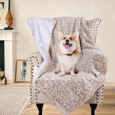 Manta Impermeable para Mascotas de Doble Cara de Piel de Conejo Transfronteriza - Alfombrilla Cálida para Perrera para Gatos y Perros, Otoño/Invierno