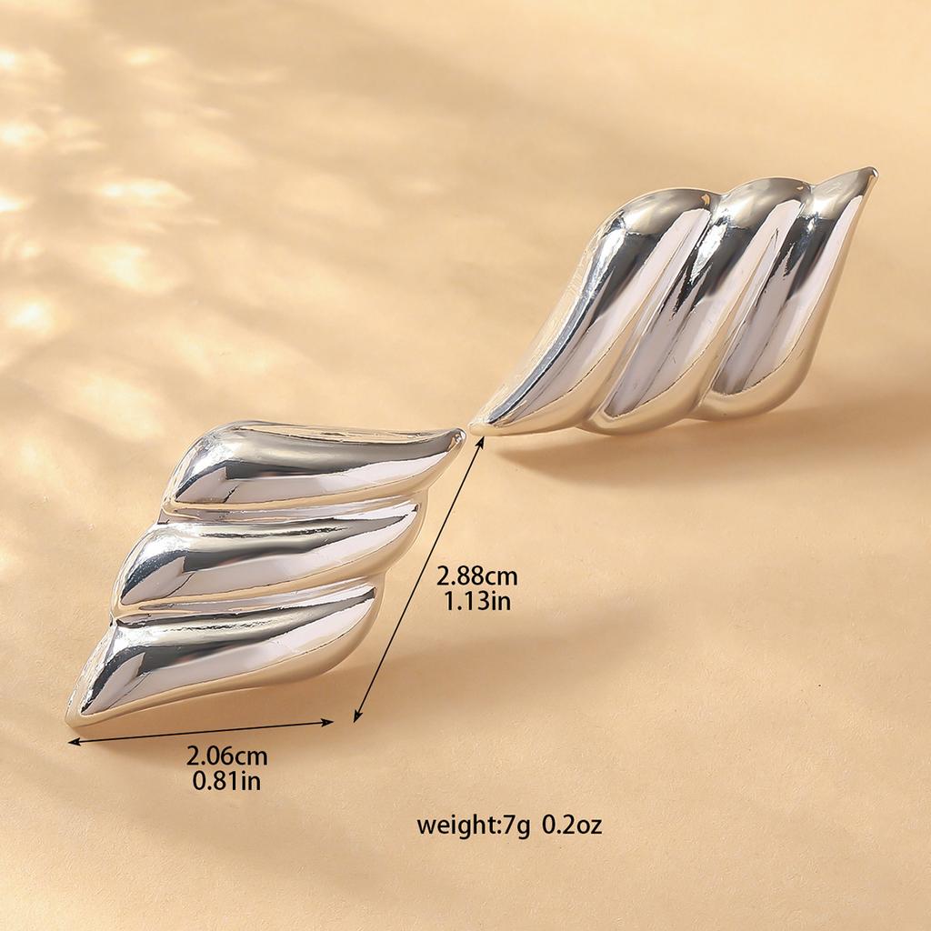 Accessories Circle Hollow Fan Circle Metal Earrings Women'S French Retro Elegant Niche Premium