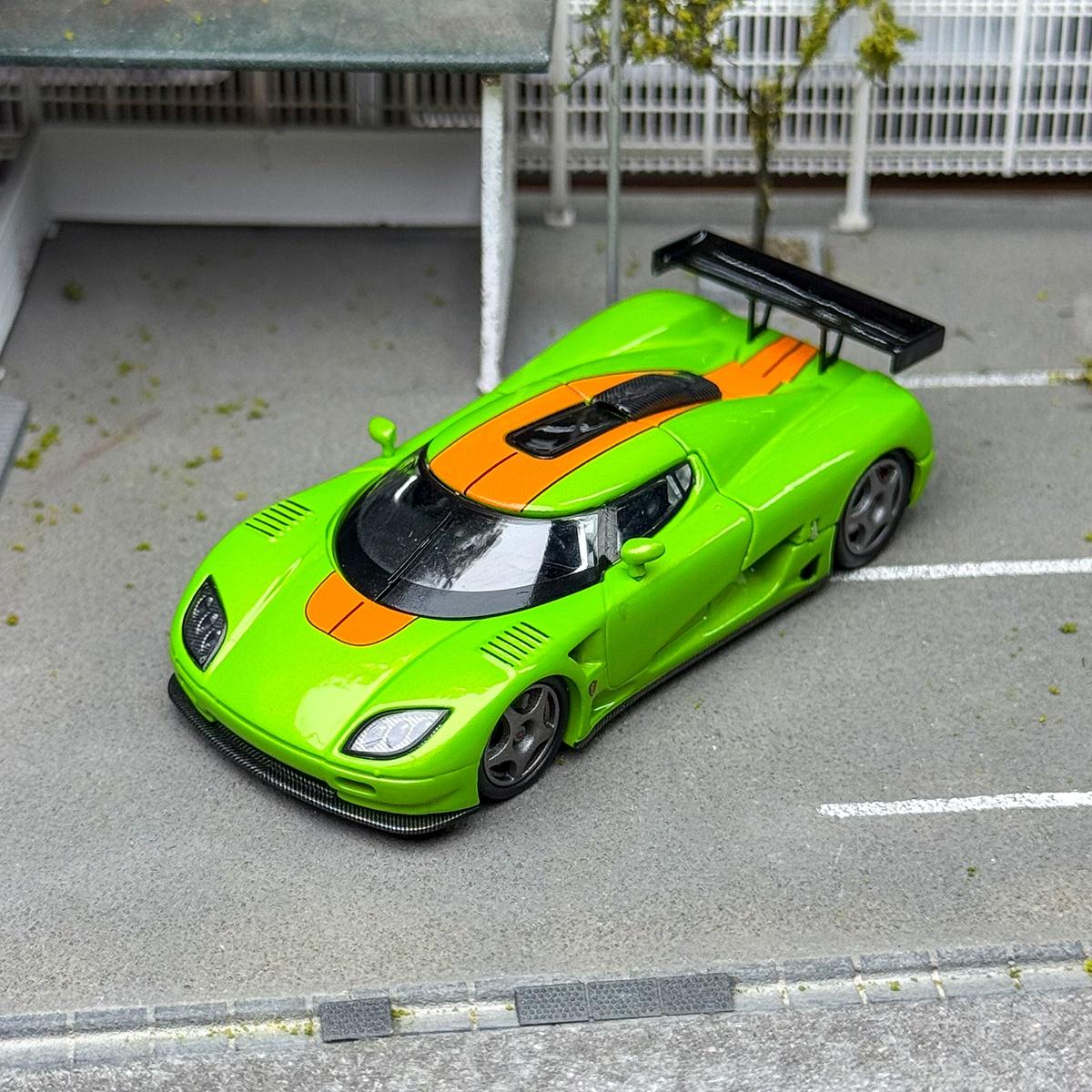 AM Autobots 1:64 Supercar CCGT with openable rear cover alloy car model зелёный