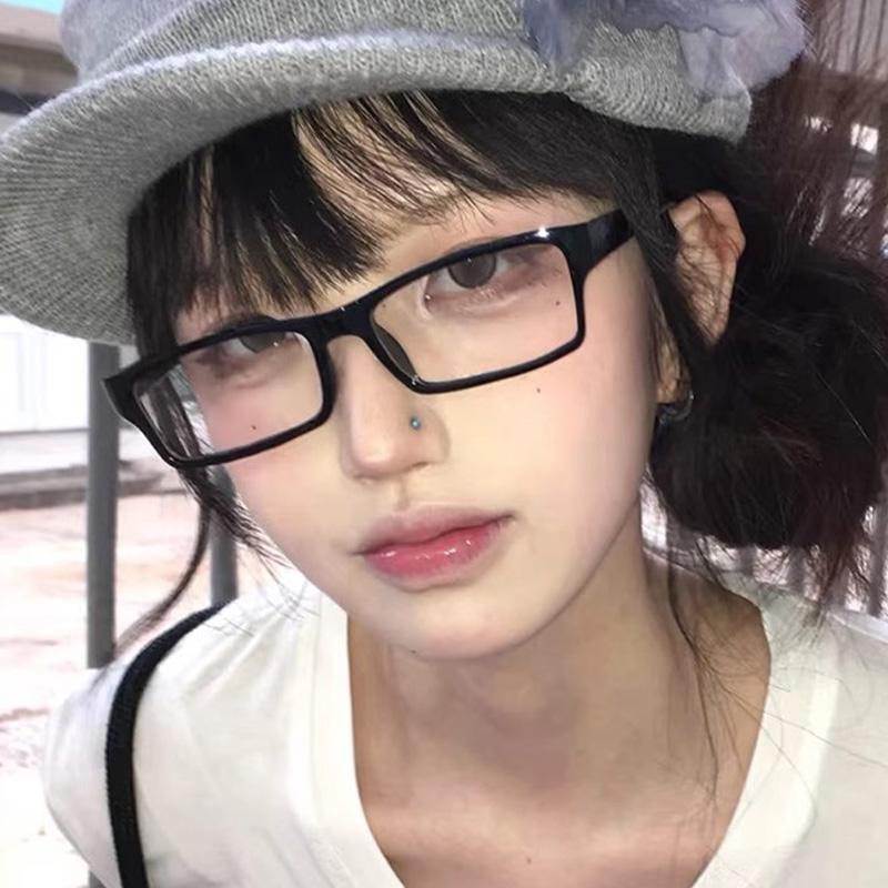 Japanese Small Square Glasses Frame for Women Men Fashion Blue Light Blocking Glasses Retro Black Trendy Reading Y2K Eyeglasses чёрный