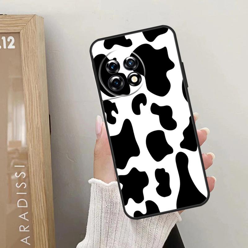 White Black Cow Print Case For OnePlus Nord CE 5 2 3 4 Lite N20 N30 OnePlus 15 13 12 10 R 13T 10T 11 9 10 Pro Cover