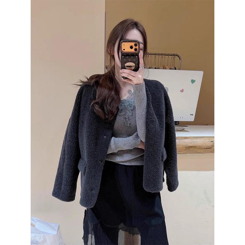 Women's Autumn-Winter Sexy Lace Trim Low Neck Top