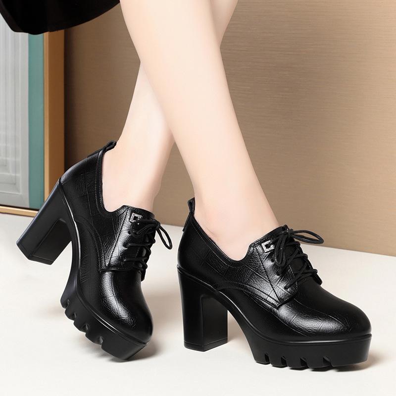 Mote Britisk Stil Mykt Skinnsko Dame Chunky Platform Pumps 2024 Vårblokk Høye Hæler Oxfords For Kontor Modell Mote