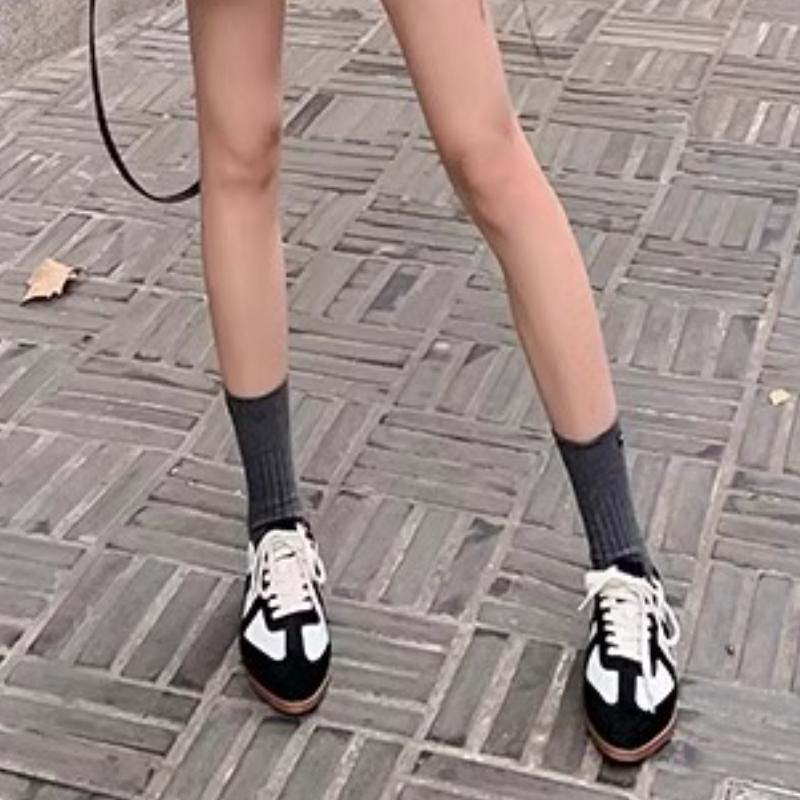 Fashion 2025 New Vintage Casual Sports Shoes for Women Leather Hiking Sneakers Men Platform Walking Athletic Shoe Unisex Loafers