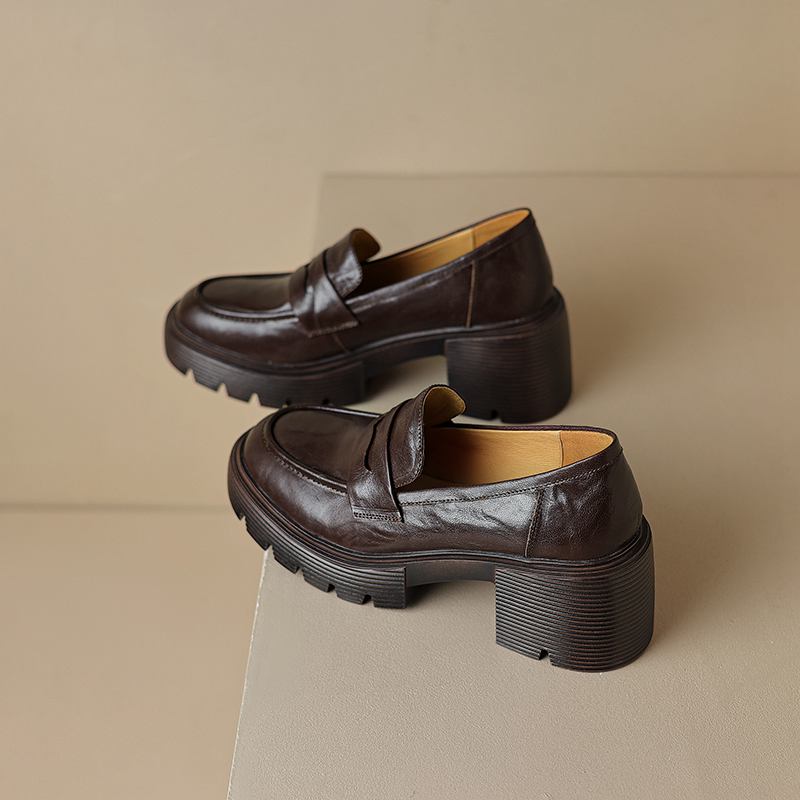 Осенне-летняя обувь из овчины с круглым носком на массивном каблуке Krazing Pot — фото 3