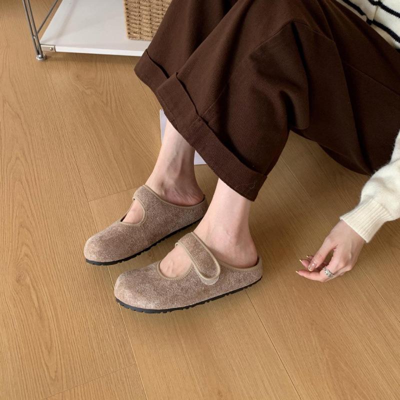 Korean version of one word with bag head round head half drag women 2025 autumn new wear thick bottom casual Birkencool slippers women