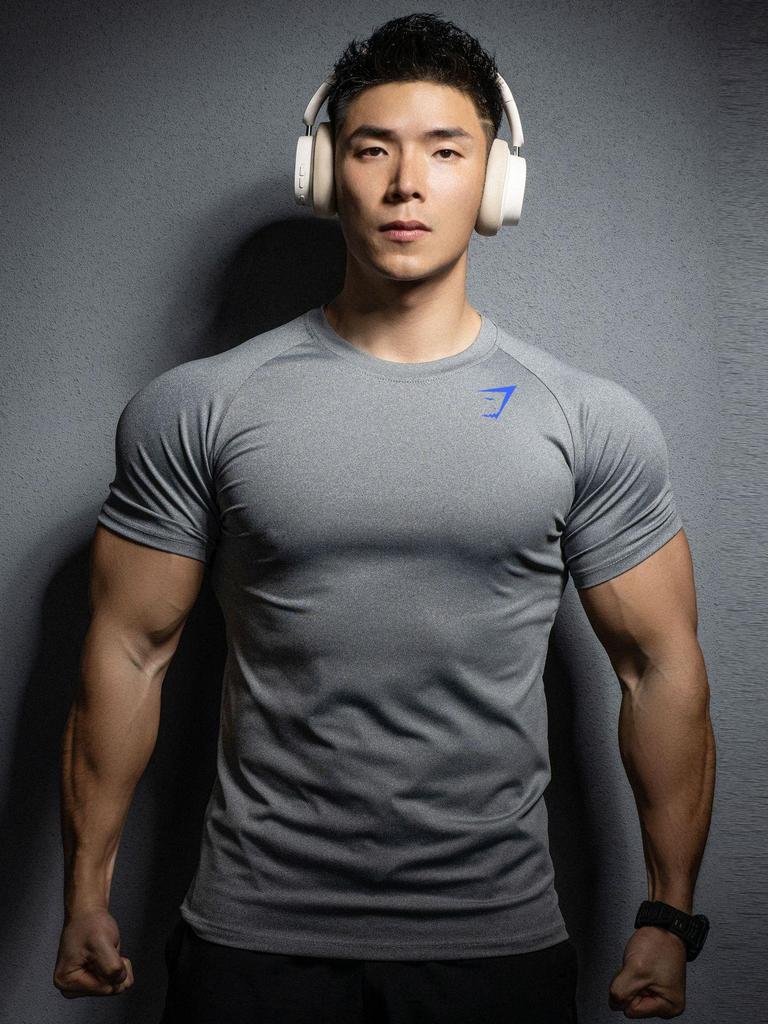 Men's Quick-Dry Elastic Gym T-Shirt for Strength Training