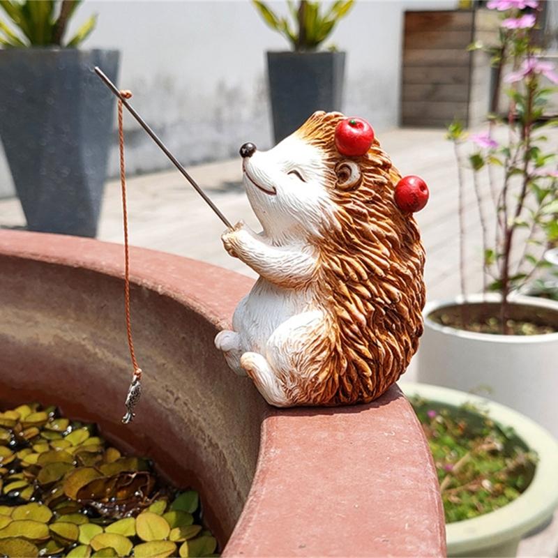 Artistic Hedgehog Design Resins Miniature Ornament Decoration For Aquascaping Miniature Landscape Arrangements