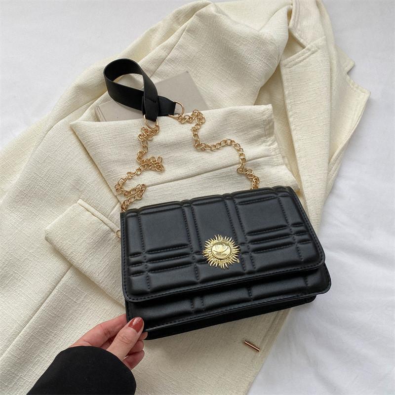 

Trendy Chain Small Square Bag 2023 New Summer Fashion Shoulder Bag Casual Commuter Crossbody Bag Women s Handbag чёрный