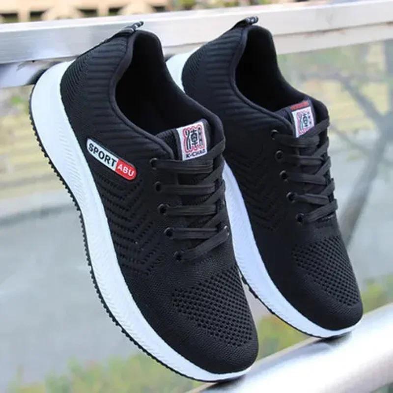 Man Casual Shoes Mens Sports Athletic Shoes Solid Black Trainers Size 39-44 Men Sneakers Lightweight Running Shoes