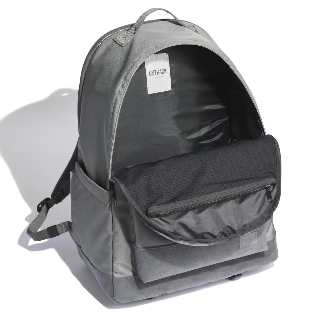 Untrack Outdoor Daypack [M] Fits 15.6-inch Laptop, Chest Strap, B4 Size, Breathable Back, Cordura Eco Fabric, Vegan Leather, Water-Repellent, 60059