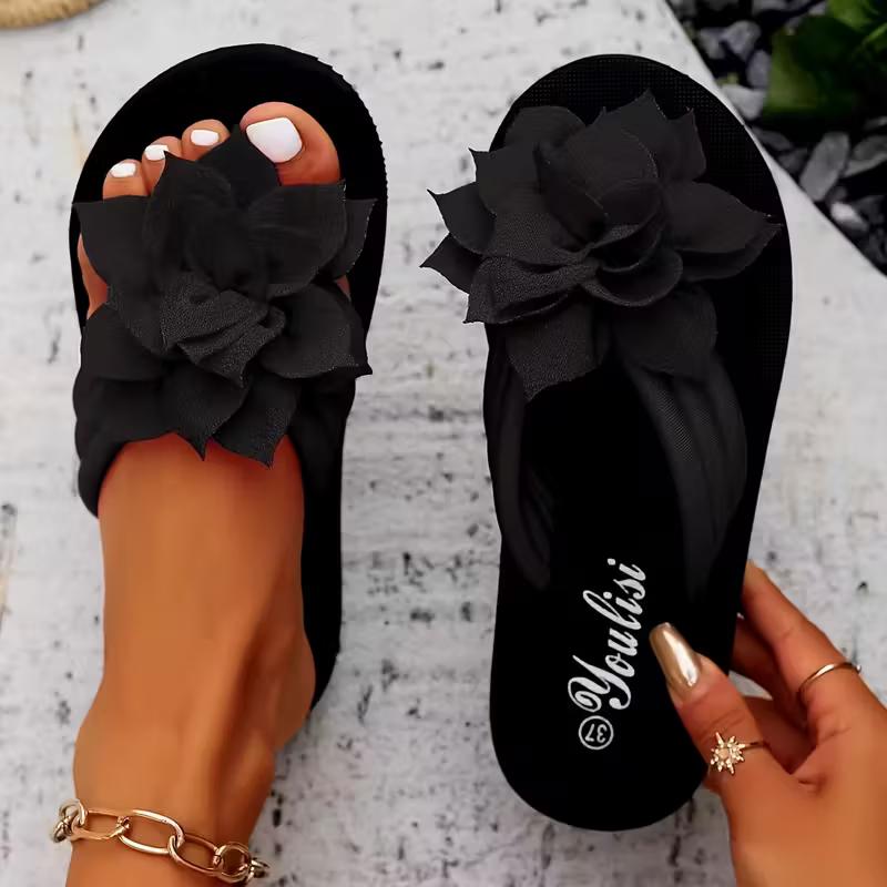Flip-flops for Women, Large-sized Flower-shaped Flat Women's Flip-flops, New Summer Sandals