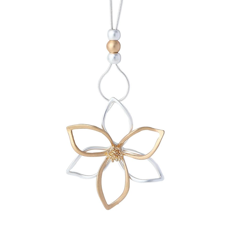 Simple And High-End Big Flower Fashion Women'S Jewelry Long Chain Necklace Pendant Sweater Chain