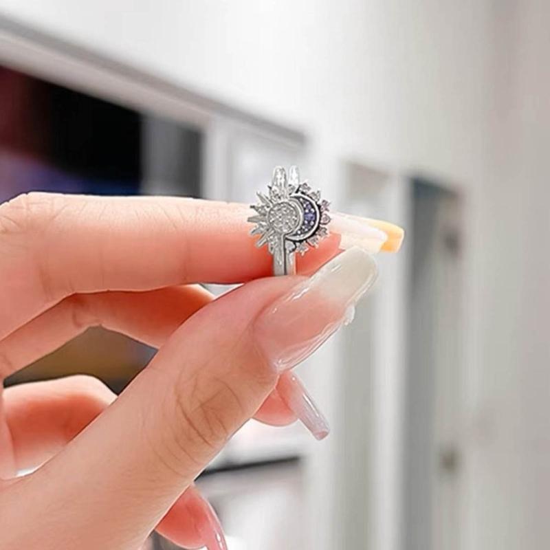 2Pcs Colorful Diamonds Open Rings Alloy Finger Rings Ornaments Stackable Sun Moon Rings Accessory Set for Women Girls