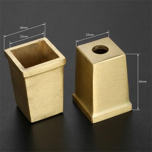 4 Pezzi Copri Gamba Mobile Piedino Punta Solida Rame Ottone Spazzolato Tavolo Sedia Cilindro/Cono Cappuccio Protezione Fondo Sicurezza Tappetino Decorazione