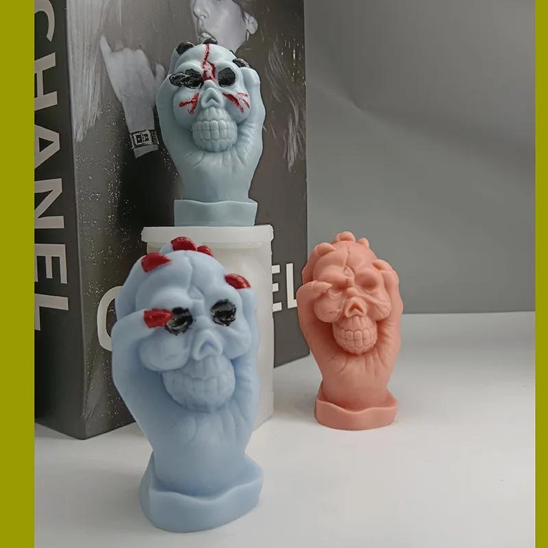 3D Hand Grip Skull Silicone Mold Halloween Skull Candle Plaster Crafts Soap Resin Mold Home Decor Artwork Day of The Dead Gift