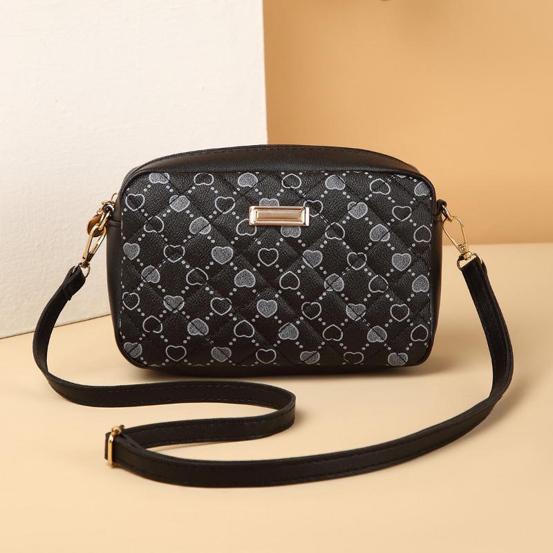 

Простая модная повседневная универсальная женская сумка-мессенджер с принтом сердца чёрный