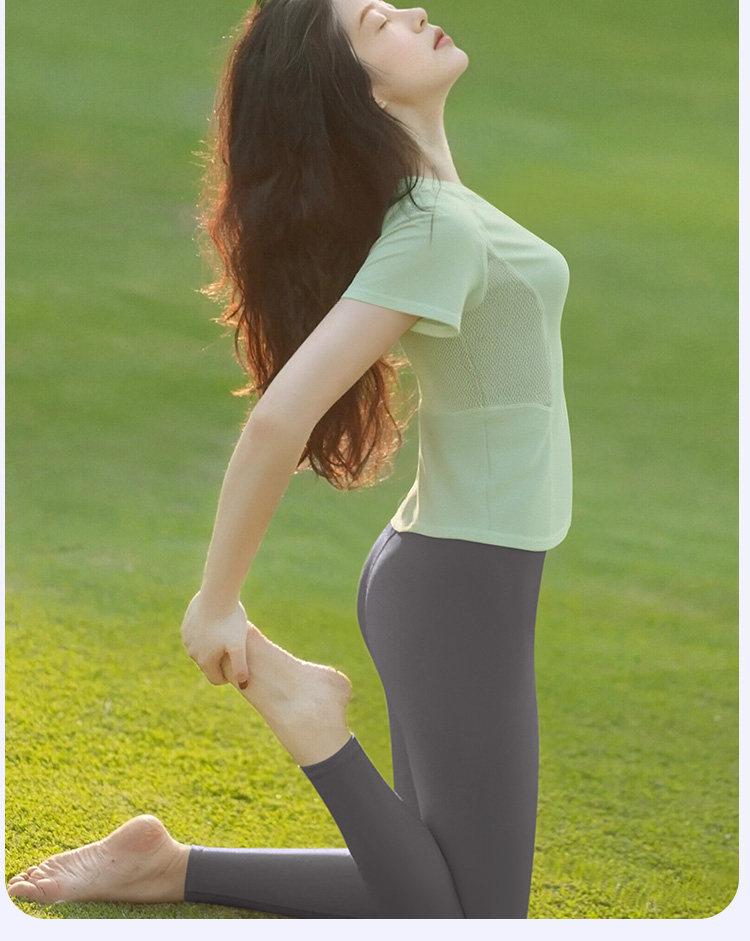 Women's Quick-Dry Breathable Yoga Suit Set - Stunning Pilates Training Short Sleeve Top for 2026