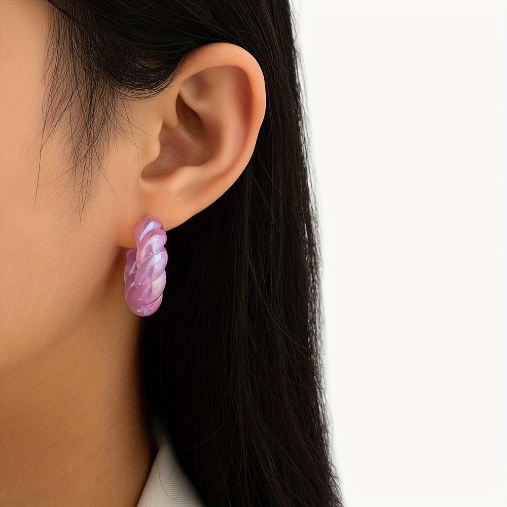 Retro twist C-shaped earrings, simple temperament, trendy acrylic earrings