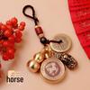 Mosazný přívěsek Pixiu Zodiac Key s pěti císařskými mincemi a pleteným provazem Fortune