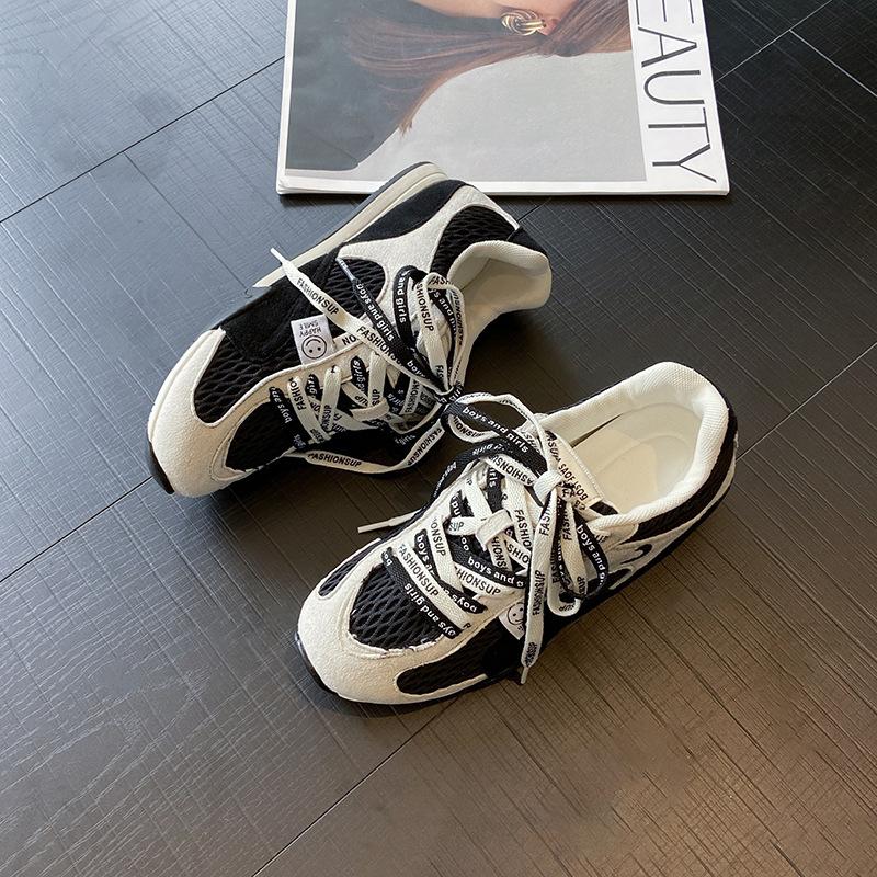 2025 new spring and summer casual flat-bottomed German training shoes women's retro casual sports board shoes lace-up mesh white shoes