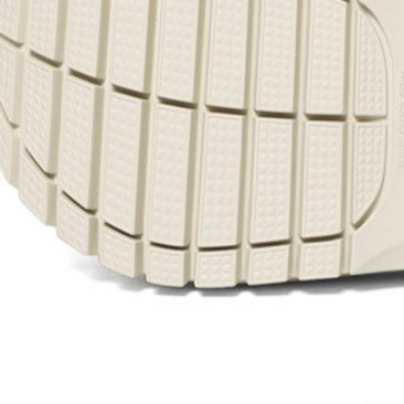 Crocs Mega Crush Clog 207988 2y2