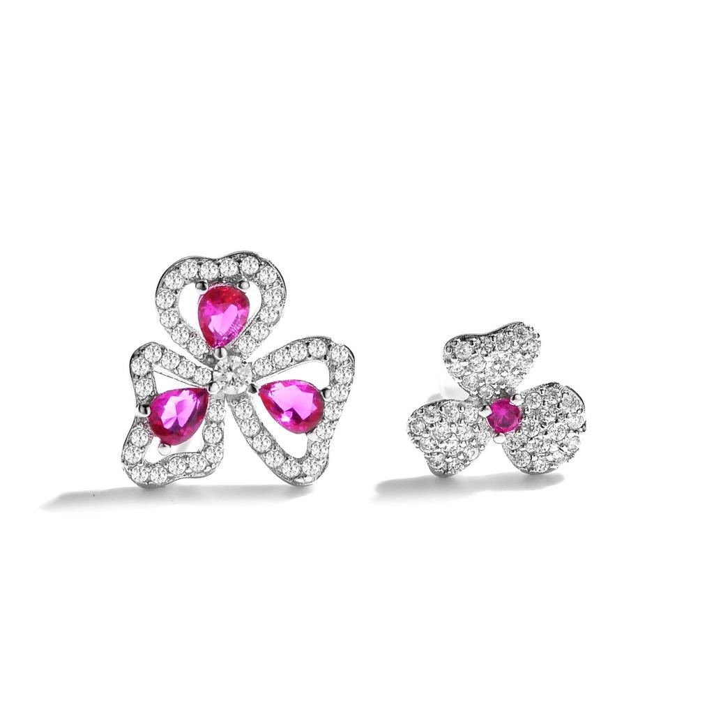 European Three-Leaf Gemstone Jewelry Set: Diamond-Inlaid Necklace, Earrings, Ring for Women - Luxurious, Fashionable, Versatile