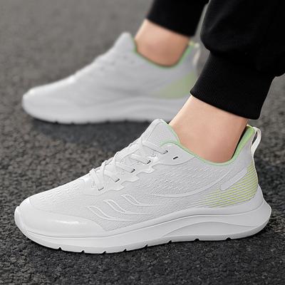Neue kleine weiße Schuhe, Sportschuhe, Herrenschuhe mit weicher Sohle, bequeme Freizeitschuhe, atmungsaktive Mesh-Laufschuhe
