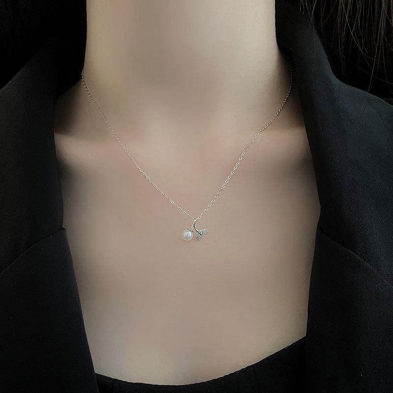 Dream Pearl Fish Tail Necklace Full of Diamond Fish Tail Collar Chain French Vintage Neckchain Female