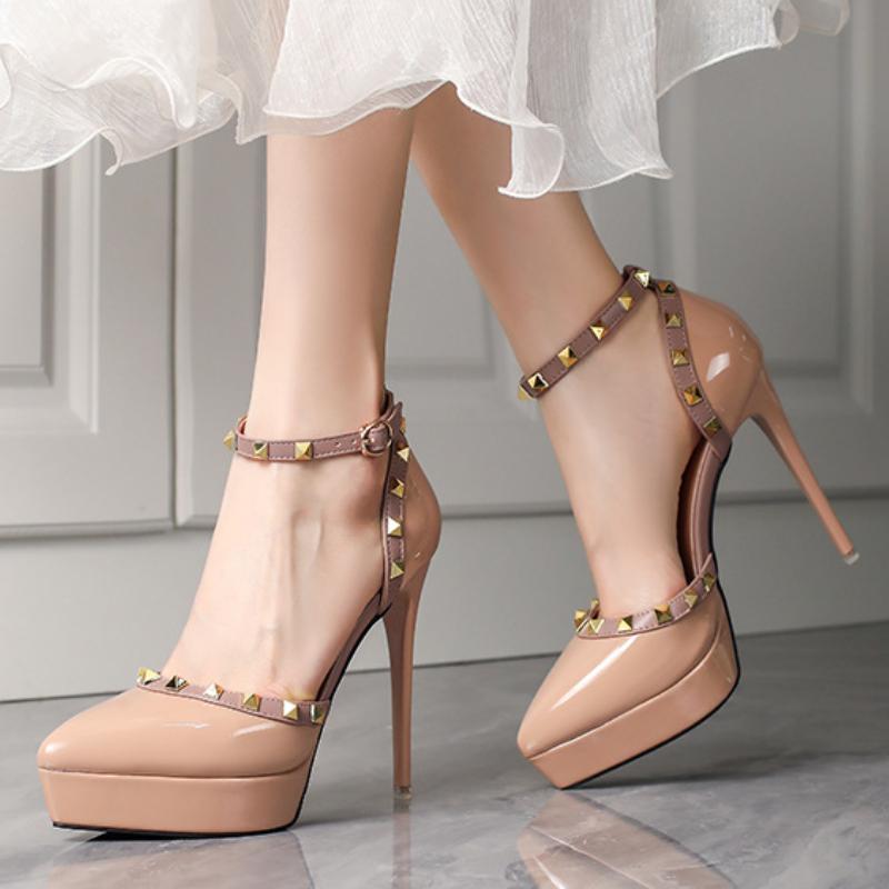 Fashion 2025 Women 12cm High Heels 2.5cm Platform Studded Rivets Sandals Lady Gladiator Heels Sandles Fetish Nighclub Red Bottom Shoes
