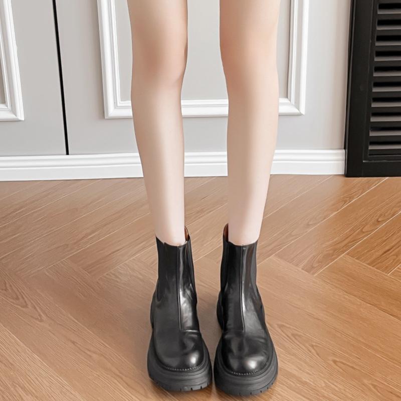 Simple and good-looking~ Retro British style round head thick heel thick-soled cigarette boots Chelsea boots short boots women's new autumn and w