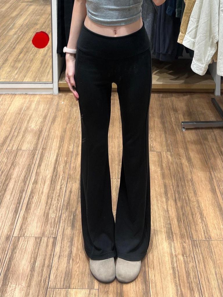 Women’s Fleece-Lined Micro-Flare Yoga Pants – High-Waisted, Slimming, Versatile for Autumn/Winter 2025