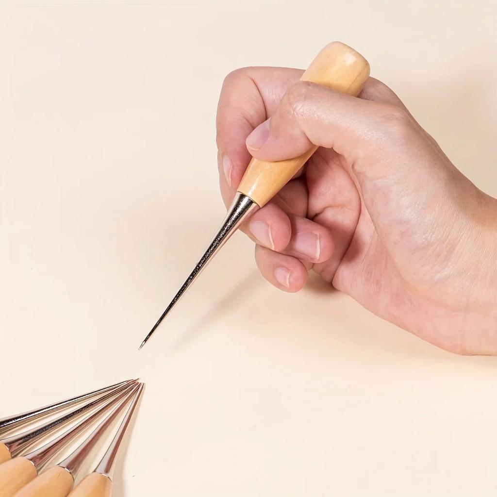 1 szt. lub 3 szt. Ręcznie robione narzędzia skórzane Okrągły otwór Rękojeść z litego drewna Szydło Można wiercić